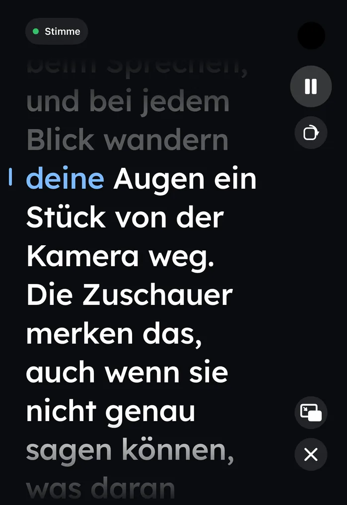 Wispim auf dem geschlossenen iPhone Duo während eines Takes, mit den Bedienelementen in einer Leiste am rechten Rand